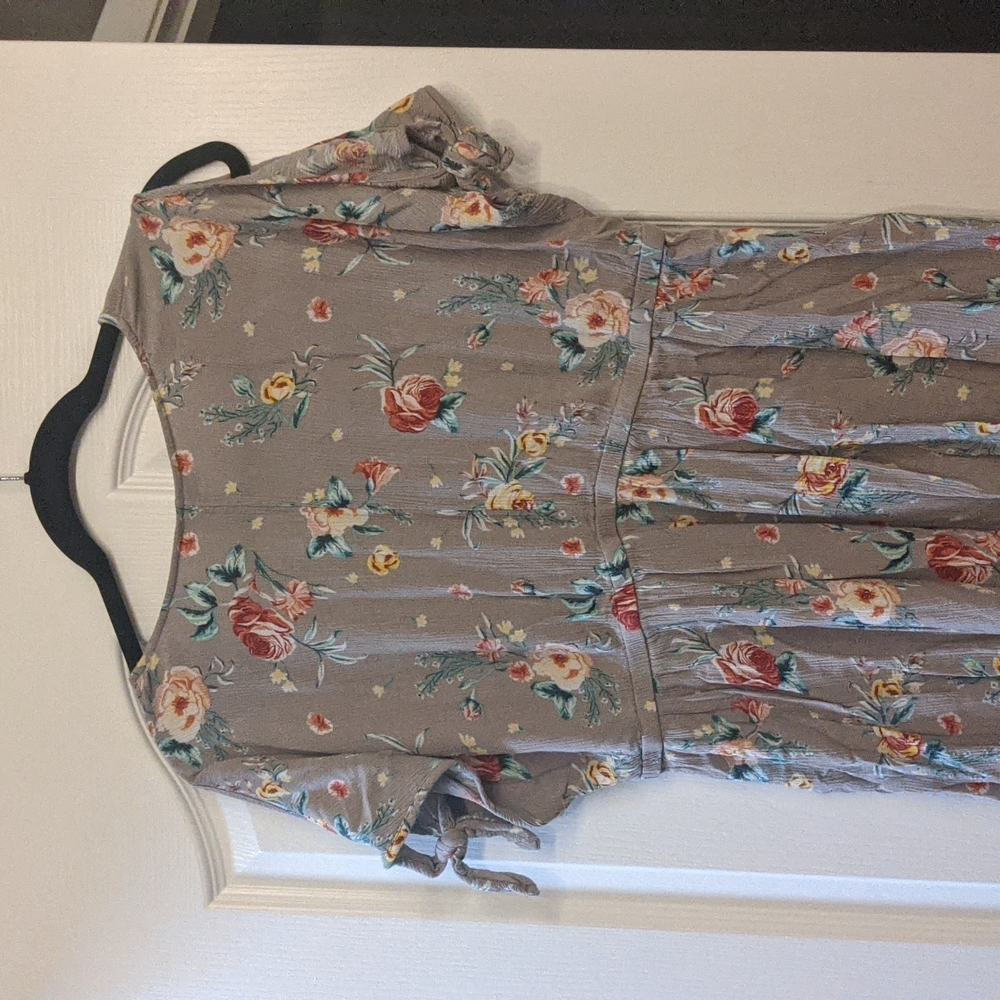 Torrid Open Shoulder Floral Tunic - Picture 7 of 8